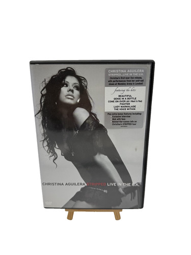 Christina aguilera stripped - aguilera,